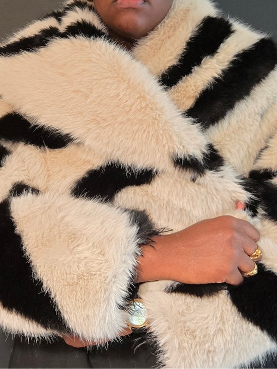 Avec Les Filles Jackets & Blazers - avec les filles | faux-fur zebra cropped coat | evening wear | size: us 2x